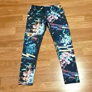 Noli Active Floral Prism Legging